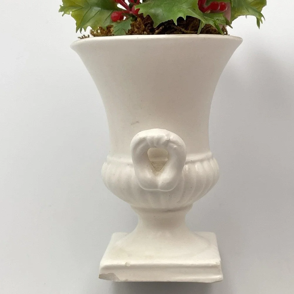 Vintage‎ National Potteries Japan White Urn Planter Faux Holly 1950s–1970s